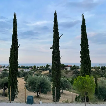 Guest house Verdechiaro Village Roseto Degli Abruzzi